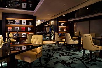 Executive Lounge