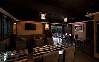 Hotel Lounge
