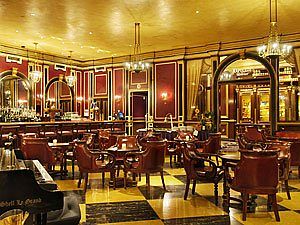 Hotel Lounge