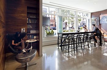 Hotel Lounge