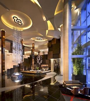 Hotel Lounge