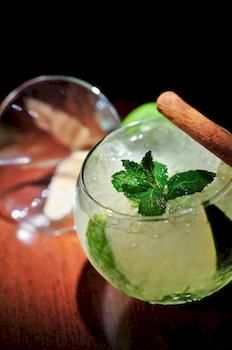 Hotel Bar