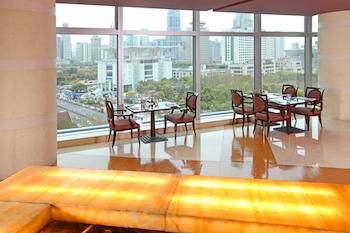 Family Dining
