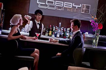 Hotel Bar