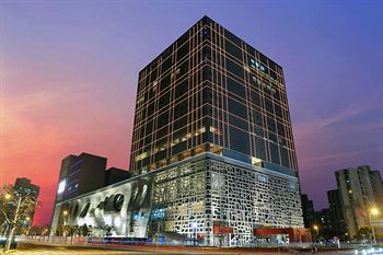 Hotel Front - Evening/Night