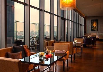 Hotel Lounge