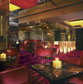 Hotel Lounge