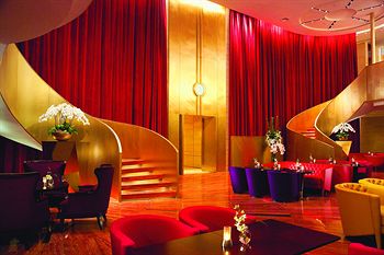 Hotel Lounge