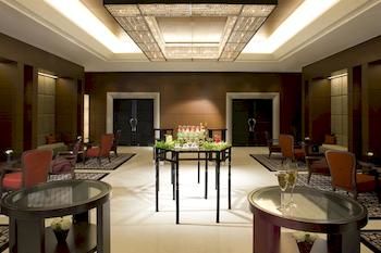 Executive Lounge