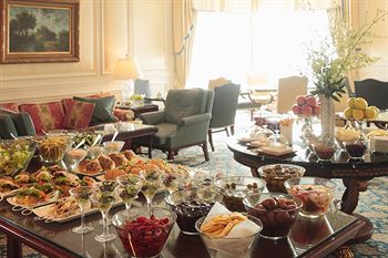Executive Lounge