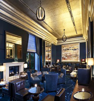 Hotel Lounge