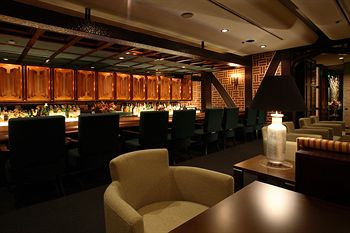 Hotel Bar