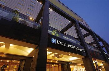 Hotel Front - Evening/Night