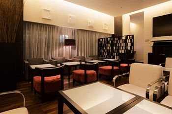 Hotel Lounge