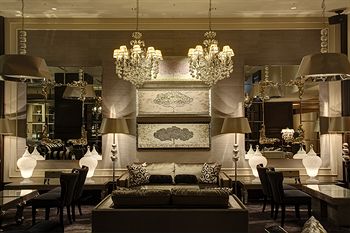 Hotel Lounge