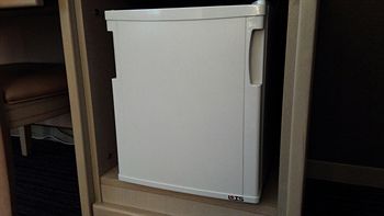 Mini-Refrigerator