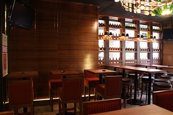 Hotel Bar