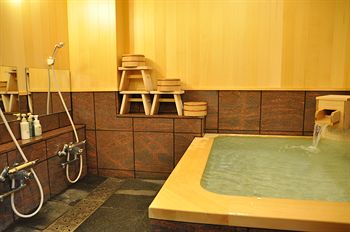 Deep Soaking Bathtub