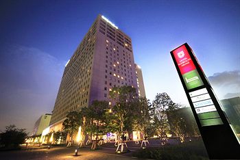 Hotel Front - Evening/Night