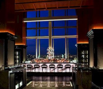 Hotel Bar