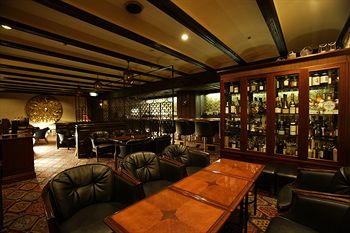 Hotel Bar