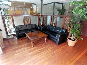 Hotel Lounge