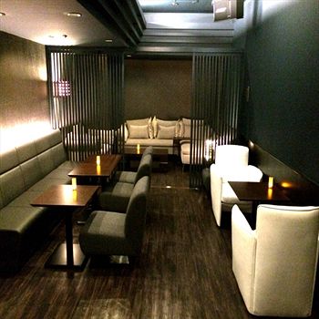 Hotel Lounge
