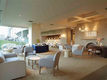 Executive Lounge