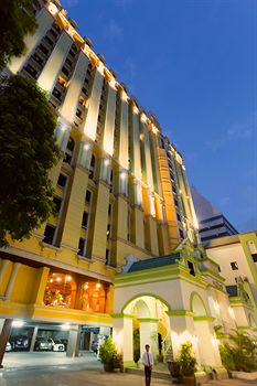 Hotel Front - Evening/Night