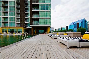 Sundeck