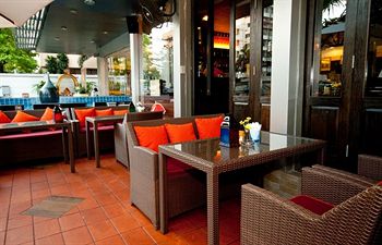 Hotel Lounge