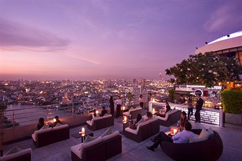 Hotel Lounge
