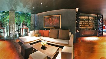 Hotel Lounge
