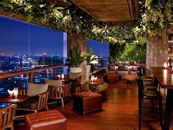 Hotel Lounge