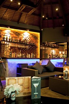 Poolside Bar