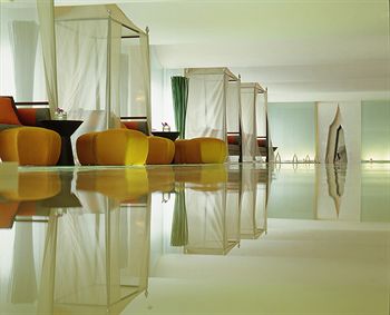 Spa Reception