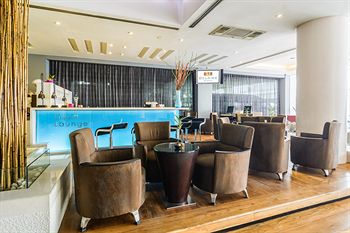 Hotel Lounge
