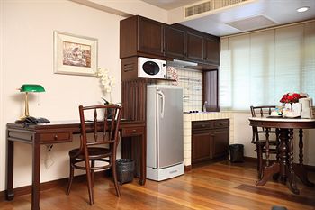 In-Room Kitchenette