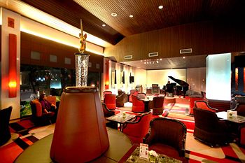Hotel Lounge