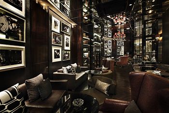 Hotel Lounge