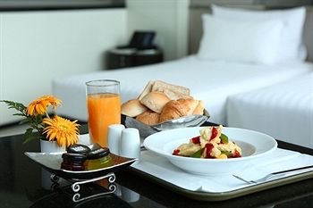 Room Service - Dining