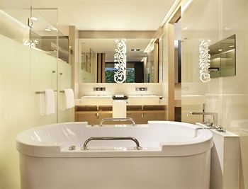 Jetted Tub