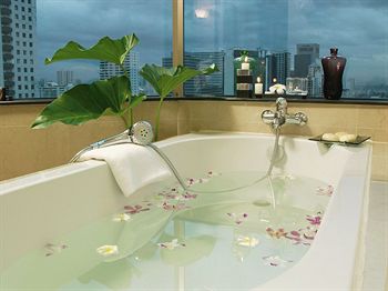 Jetted Tub