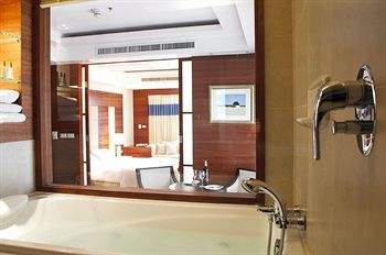 Jetted Tub