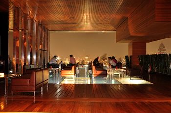 Hotel Lounge