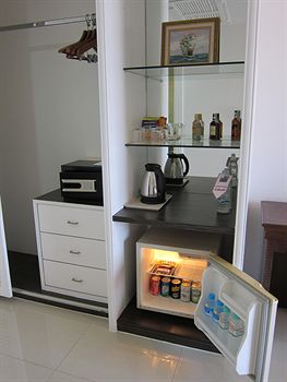 Minibar