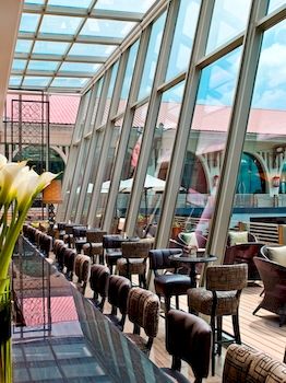 Hotel Bar