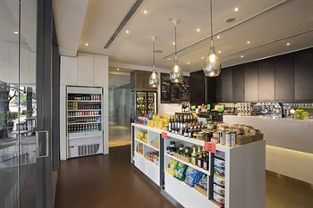 Snack Bar