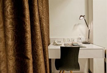 In-Room Business Center