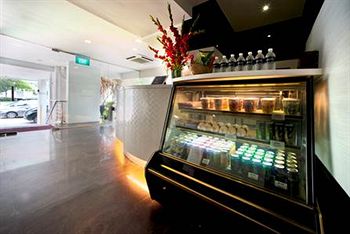 Snack Bar